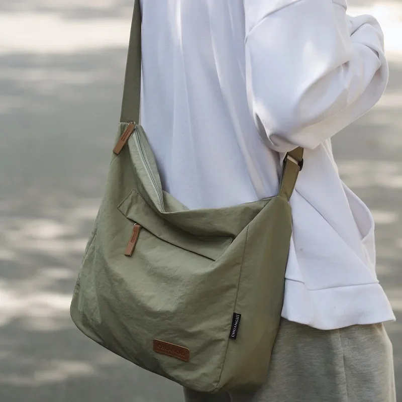 Borsa a tracolla a tracolla da - Japanese Lifestyle Books recensione e prezzo